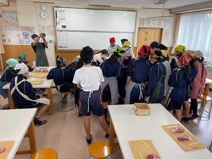 20231005浄水中学校まごころフェスタ準備24学級-2